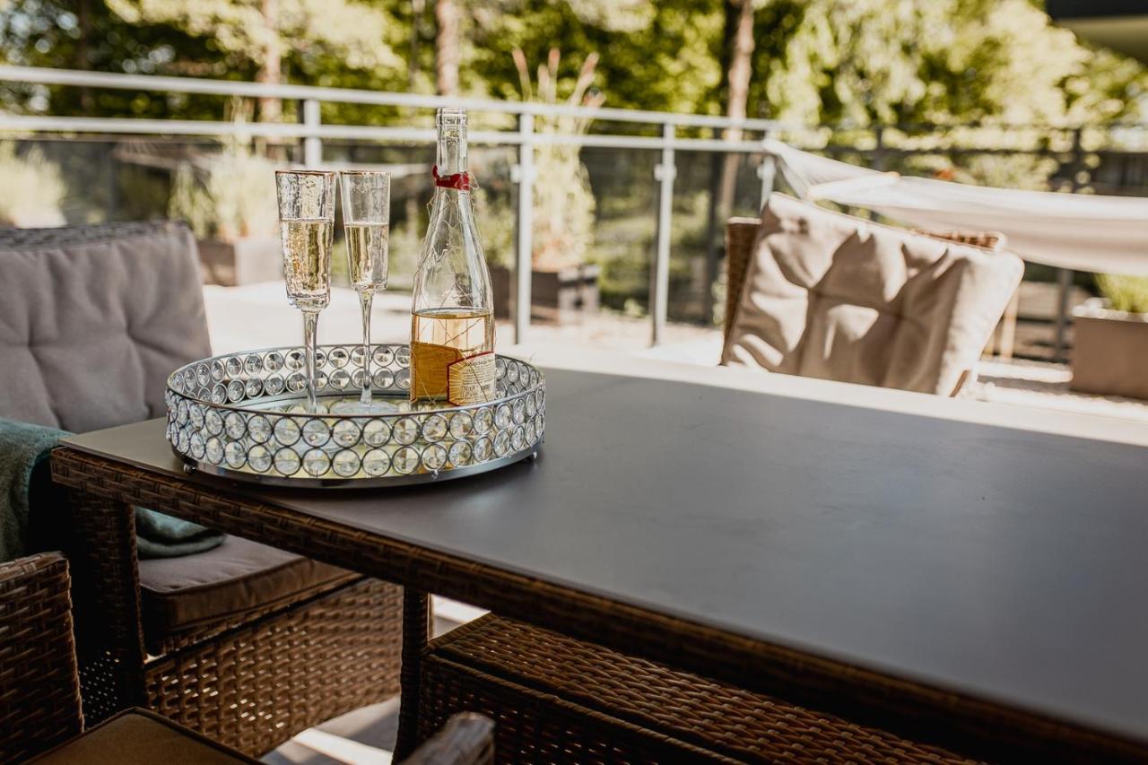 Apartament Villa Klar Ostroda Bagian luar foto